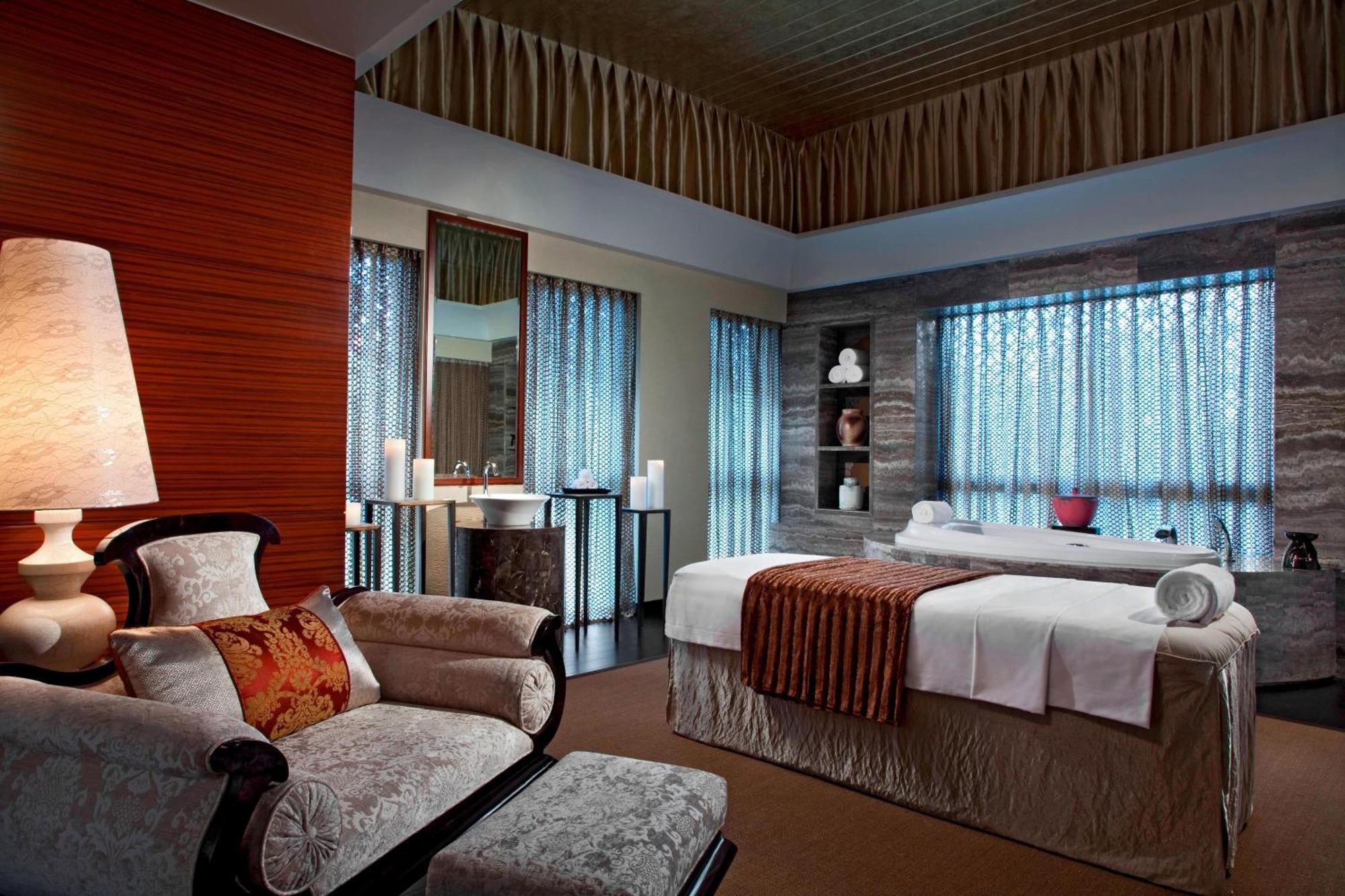 Sheraton Qingyuan Lion Lake Resort Exterior foto